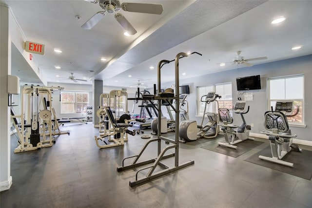 exercise room featuring ceiling fan