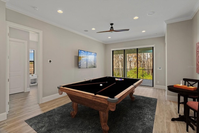 rec room featuring crown molding, ceiling fan, pool table, and light wood-type flooring