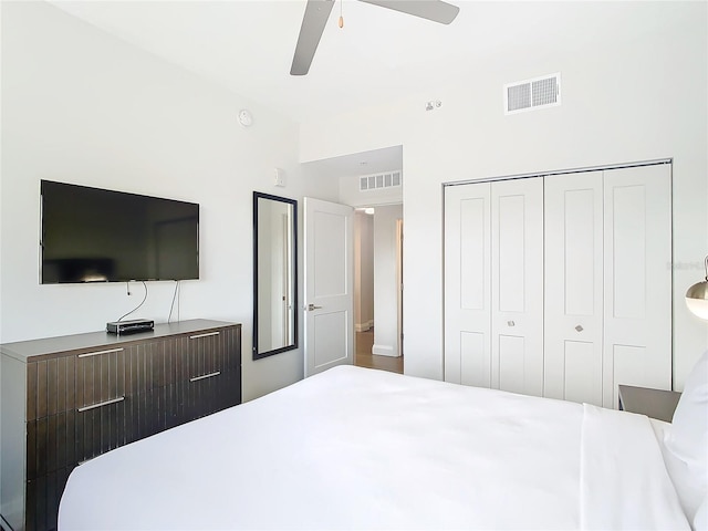 bedroom featuring a closet and ceiling fan