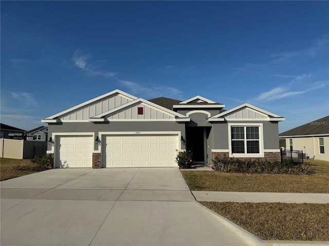 view of front facade with a garage