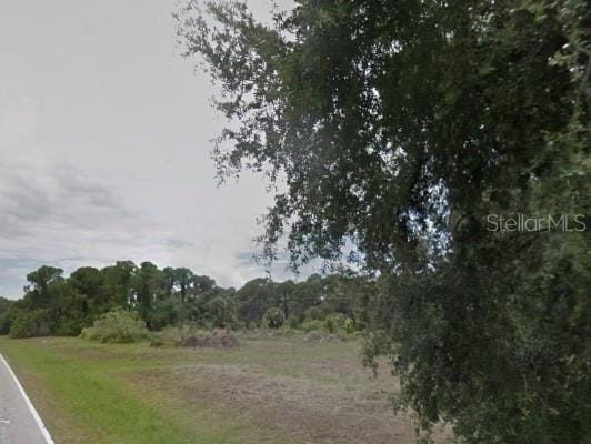 Listing photo 2 for 249 Boundary Blvd, Rotonda West FL 33947