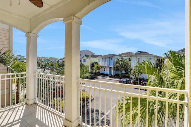 balcony featuring ceiling fan