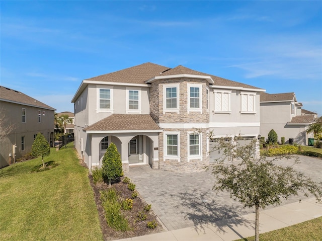 view of front of property with a front yard