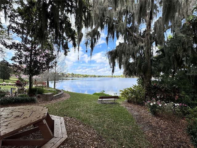 view of yard with a water view