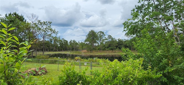 Listing photo 2 for 185 Oliver Ct, Deltona FL 32738