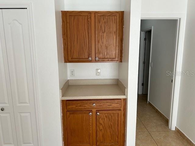 kitchen featuring light tile patterned floors