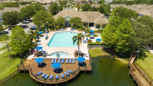 bird's eye view featuring a water view