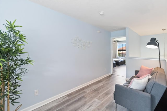 living area with light wood-type flooring