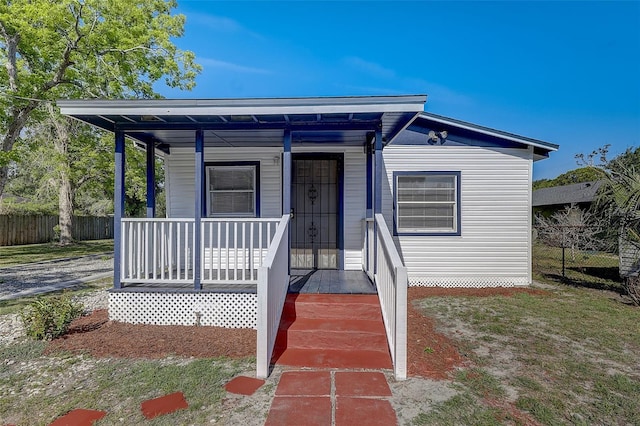 view of front of home with covered porch