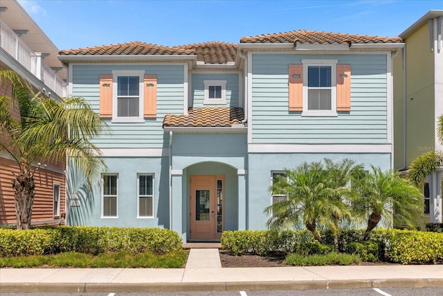 view of mediterranean / spanish-style house