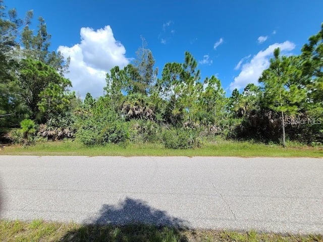 Listing photo 2 for 4160 Holbein St, Port Charlotte FL 33981