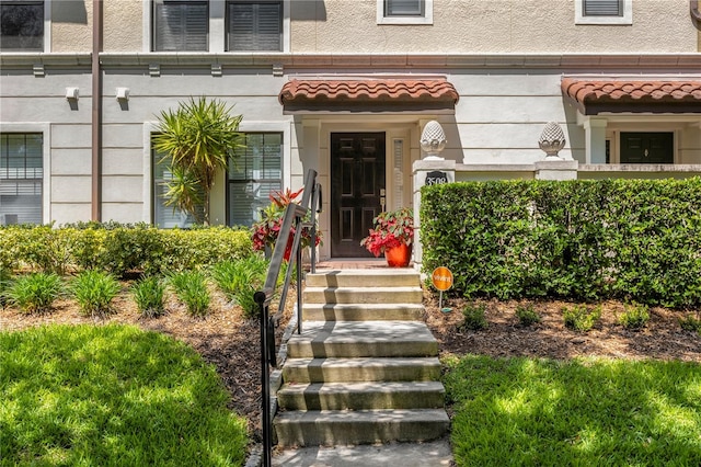 view of entrance to property