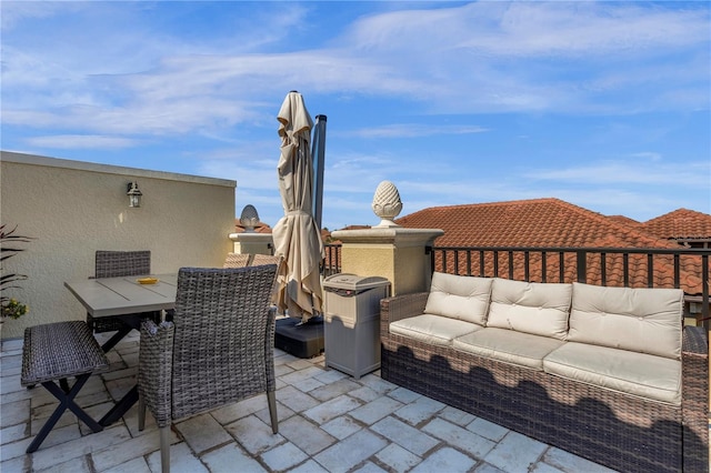 view of terrace featuring an outdoor hangout area