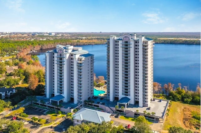 bird's eye view featuring a water view