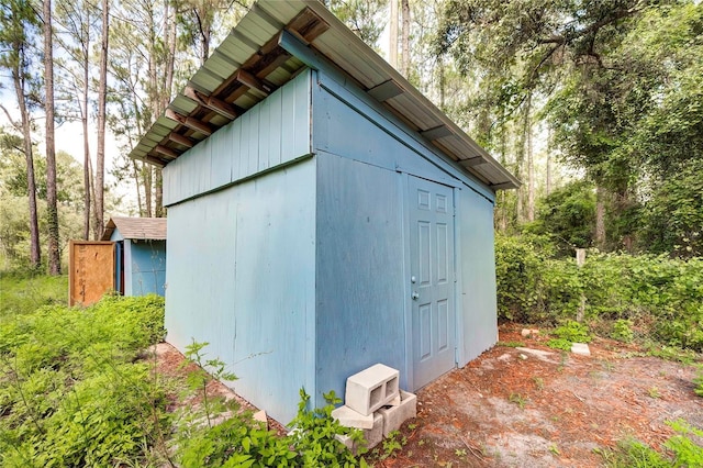 view of outbuilding