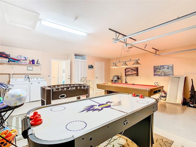 recreation room with independent washer and dryer and billiards