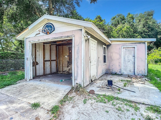 view of shed / structure