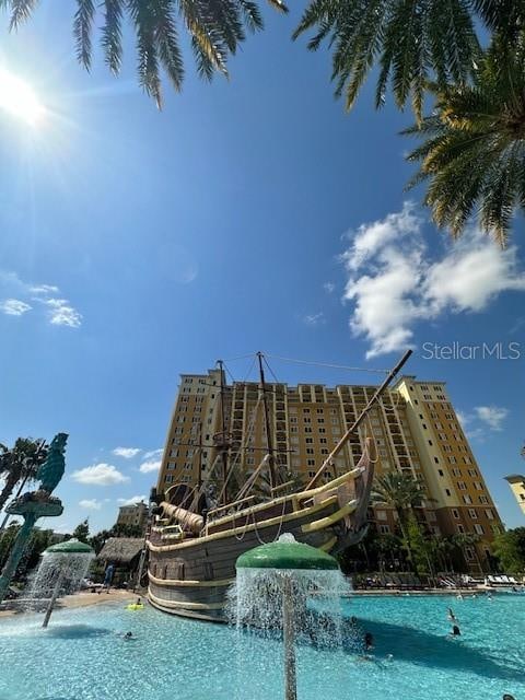 view of swimming pool