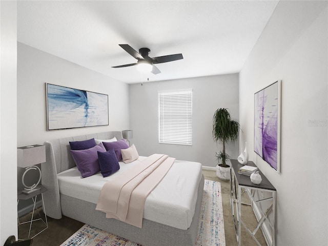 bedroom with ceiling fan