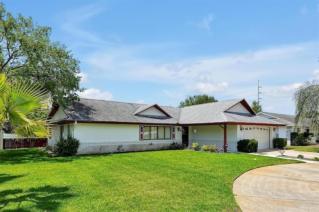 ranch-style house featuring a front lawn