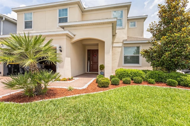 view of front of house with a front yard