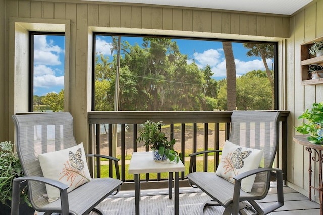 view of sunroom / solarium