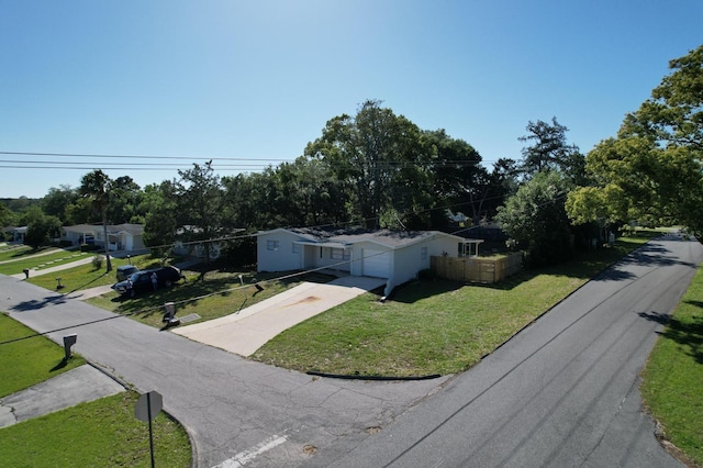 single story home with a front yard