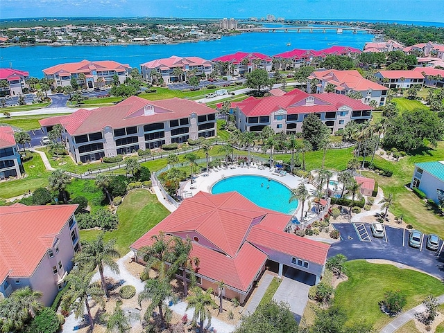 bird's eye view featuring a water view