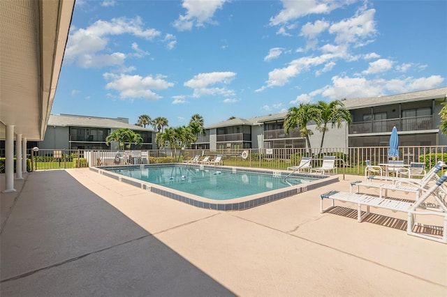 view of swimming pool featuring a patio