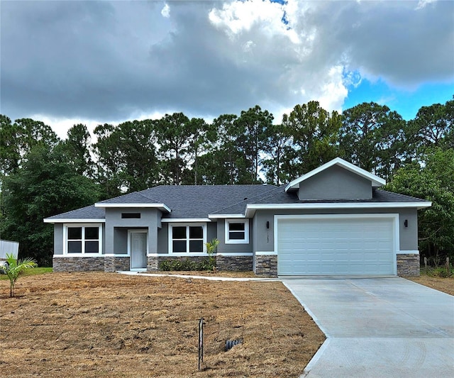 view of front of house featuring a garage