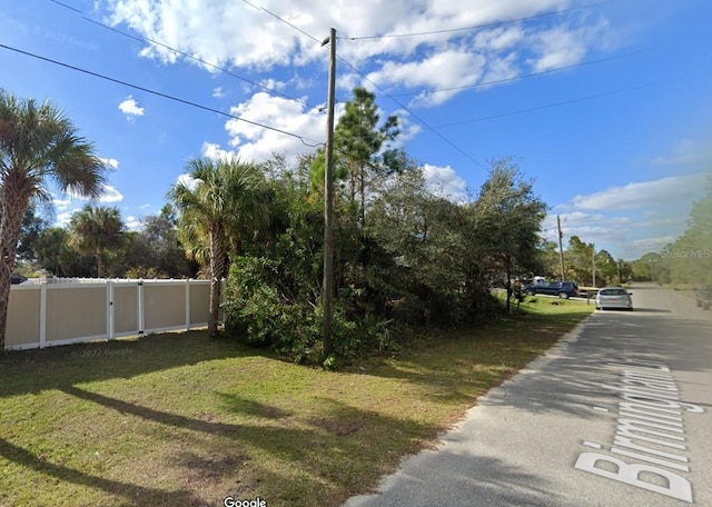 Listing photo 3 for Birmingham Ln, North Port FL 34288