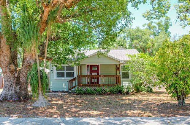 view of front of home with covered porch