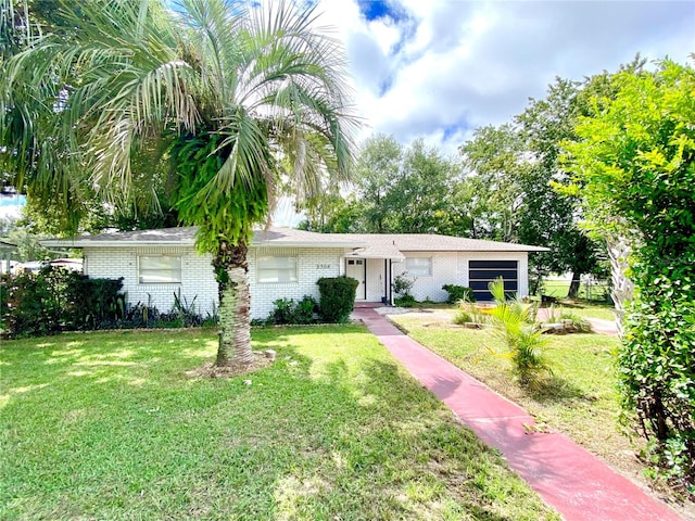 view of front of home with a front yard