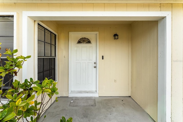 view of property entrance