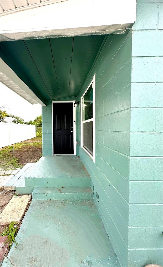 view of entrance to property