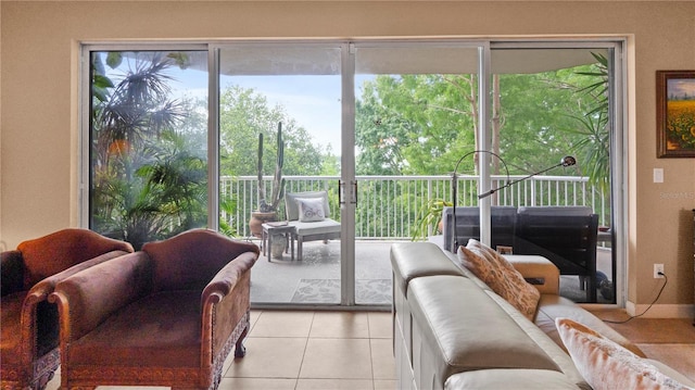 sunroom with a healthy amount of sunlight