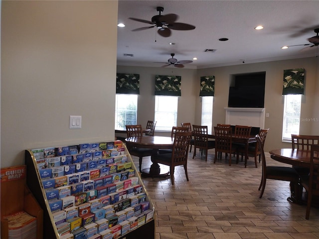 dining room with crown molding