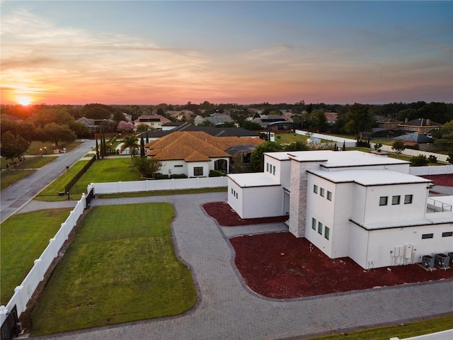 view of aerial view at dusk