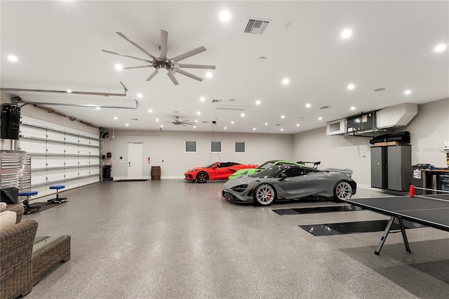 garage featuring ceiling fan