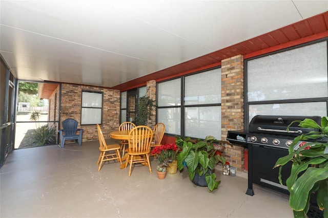 view of sunroom / solarium