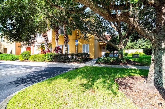 view of front of house