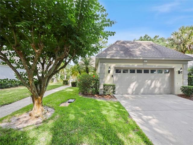 view of front of home featuring a front yard