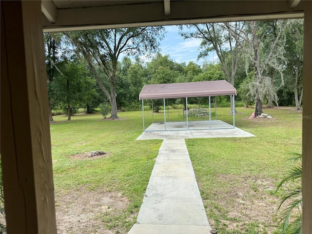 view of yard with a patio