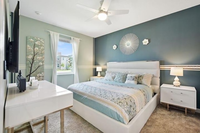 bedroom featuring carpet and ceiling fan