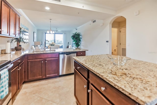 kitchen with sink, a notable chandelier, decorative light fixtures, appliances with stainless steel finishes, and ornamental molding