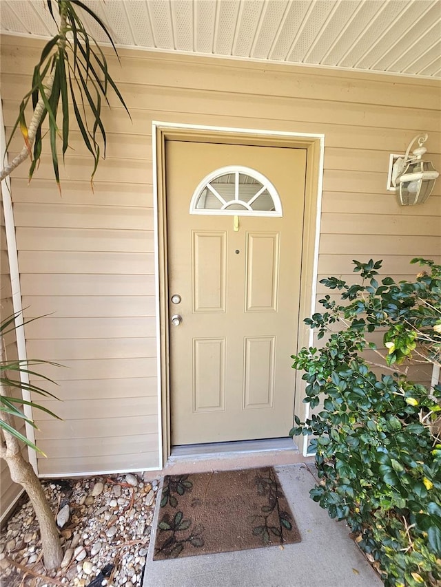 view of property entrance