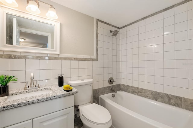 full bathroom with backsplash, tile walls, toilet, and tiled shower / bath combo