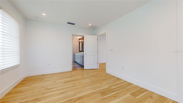 unfurnished bedroom featuring light hardwood / wood-style flooring