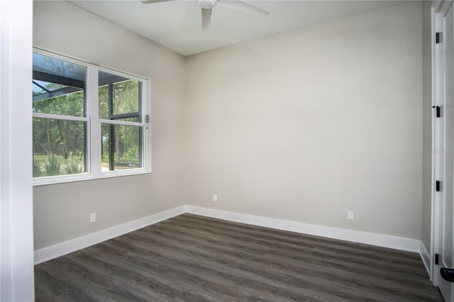 17694 SW 61st Lane Rd, Dunnellon, FL 34432 - unfurnished room with ceiling fan, baseboards, and dark wood-type flooring