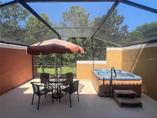 view of sunroom / solarium